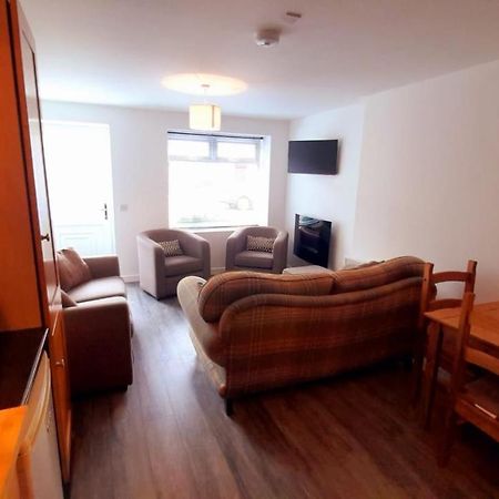 Ballycastle Accommodation - Ash Tree House Екстериор снимка