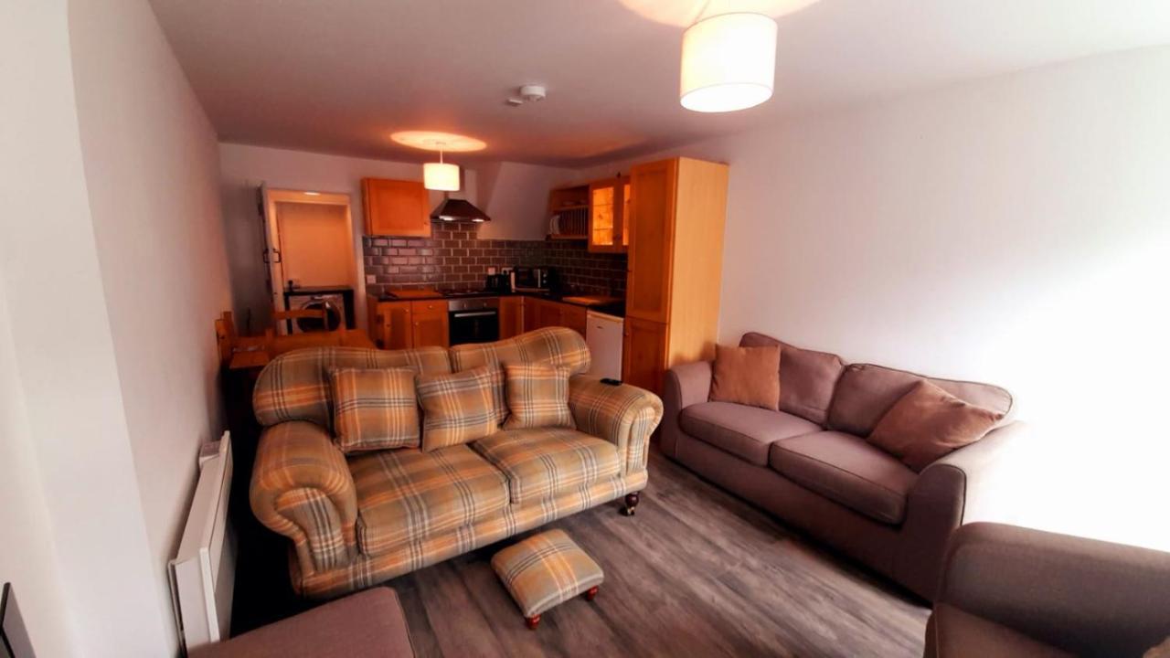 Ballycastle Accommodation - Ash Tree House Екстериор снимка