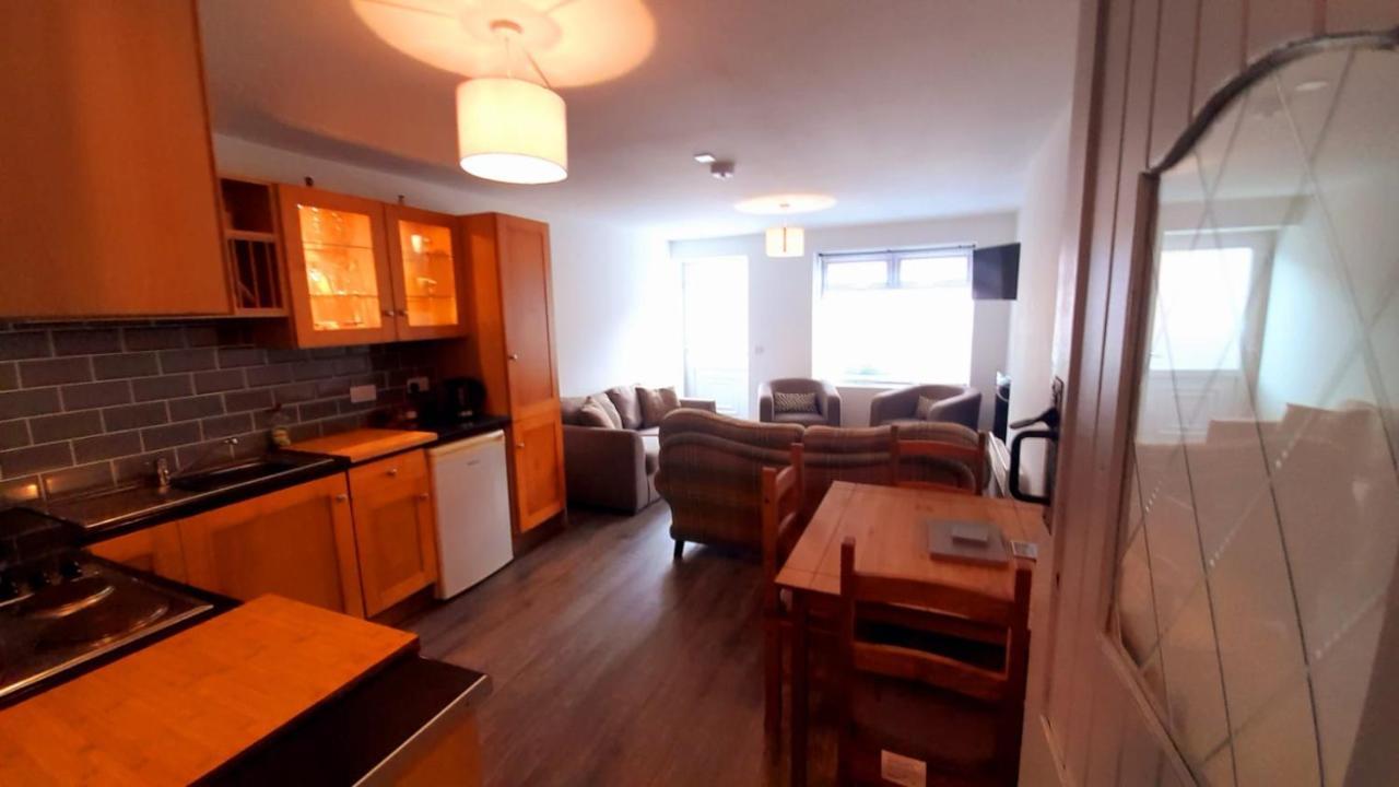 Ballycastle Accommodation - Ash Tree House Екстериор снимка