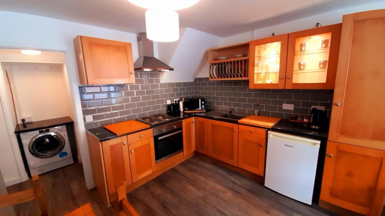 Ballycastle Accommodation - Ash Tree House Екстериор снимка